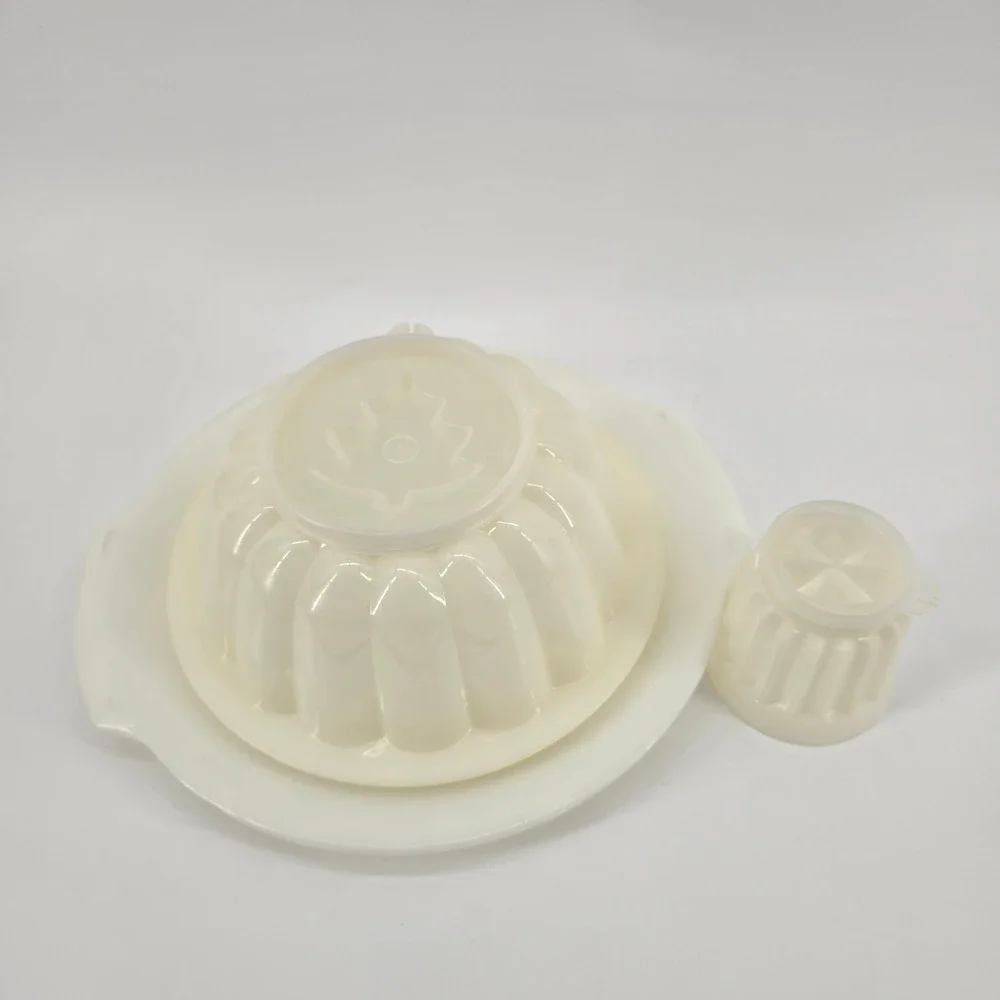 Tupperware Jel-N-Serve Vintage Mold Set White Large Small Tray